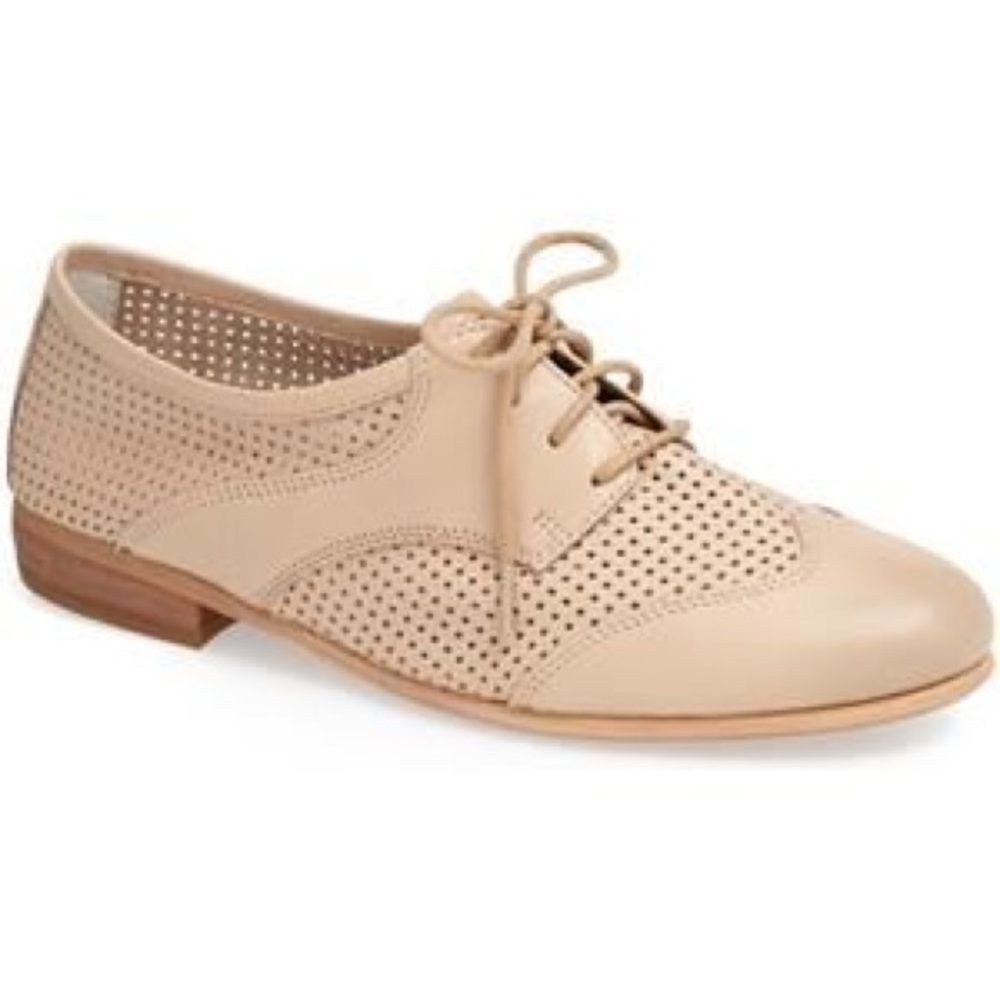 HINGE Leather Lace-Up Oxfords